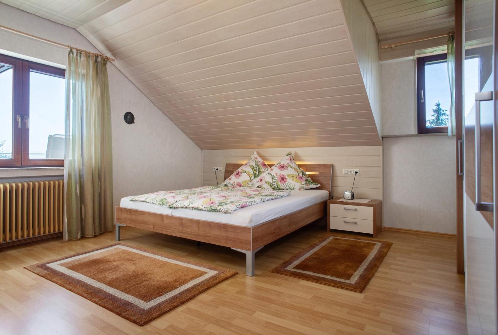 Ferienwohnung Plocher اممنستاد ام بودينسي المظهر الخارجي الصورة